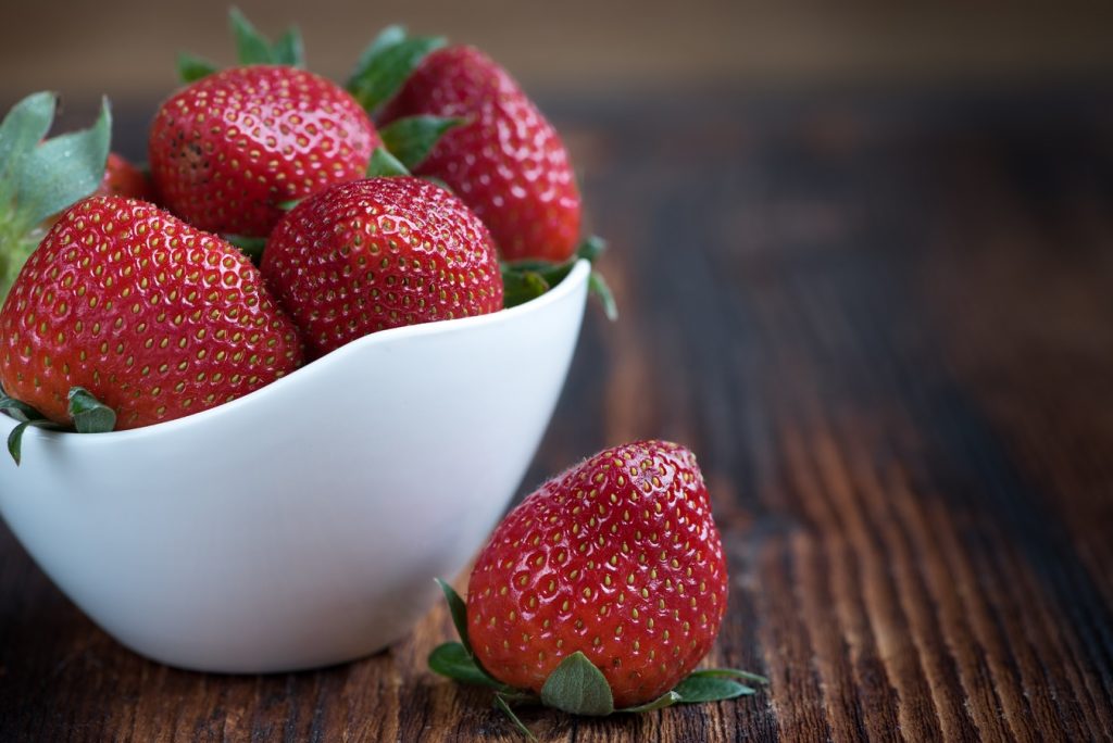 Strawberry anti-celluliter bantningsinpackning