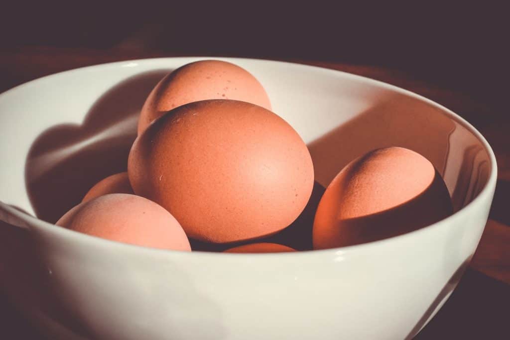 skål med ägg